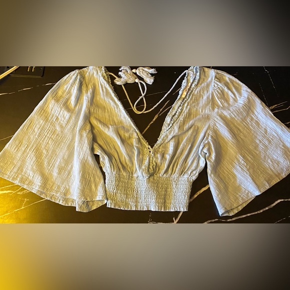 Blue top - Picture 1 of 2